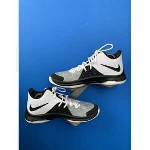 Nike Men's Air Versitile III AO4430-100 Black White Basketball Sneakers Size 8.5